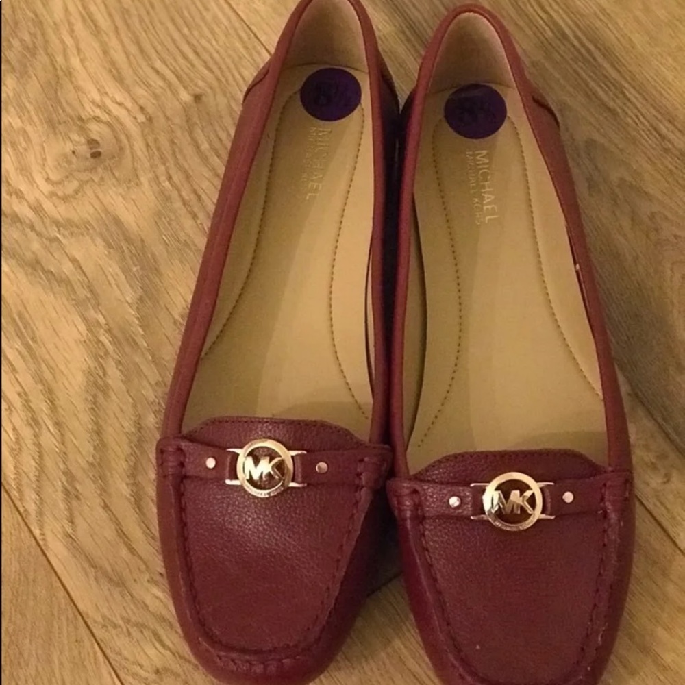 Brand new Michael Kors flat size 8.5